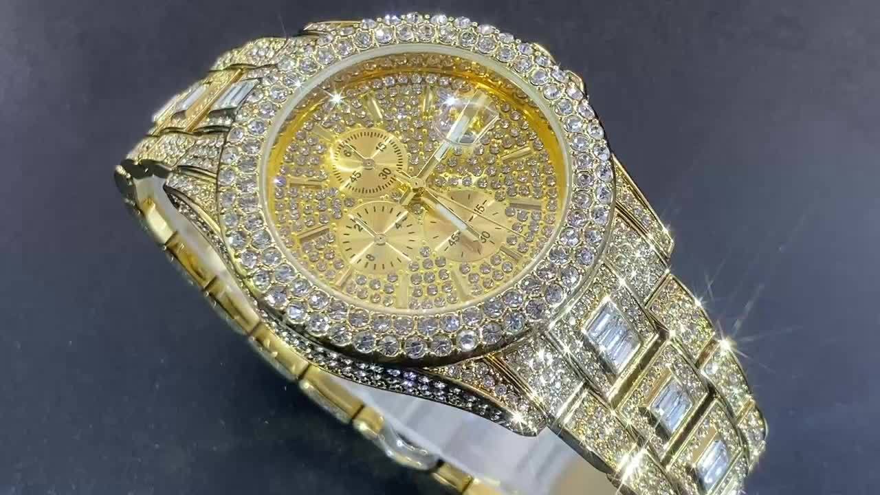Luxury Iced Out Rhinestone Quartz Watch for Men & Women – Hip Hop Fashion Waterproof Auto Date Watch in Gold & Silver, Sparkling CZ Dial, Perfect for Parties & Everyday Wear