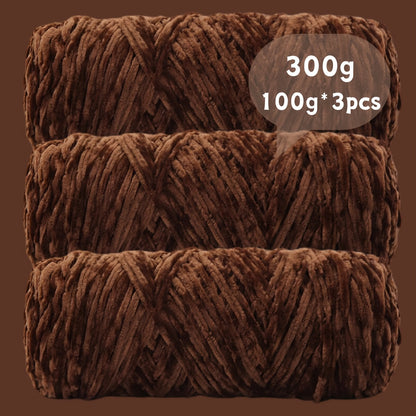 Velvet Chenille Yarn 3-Pack 300g (100g x3) Soft Bulky Knitting Crochet Yarn 47 Colors Beginner Friendly Luxury Handcraft for Sweaters Scarves Hats Dolls Bags Amigurumi DIY Projects