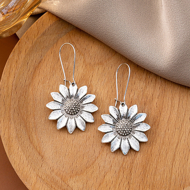 9-Pair Bohemian Geometric Earrings Set for Women – Wooden Leather Retro Sunflower Circular Earrings, Multicolor Boho Style, Perfect Christmas & Birthday Gift
