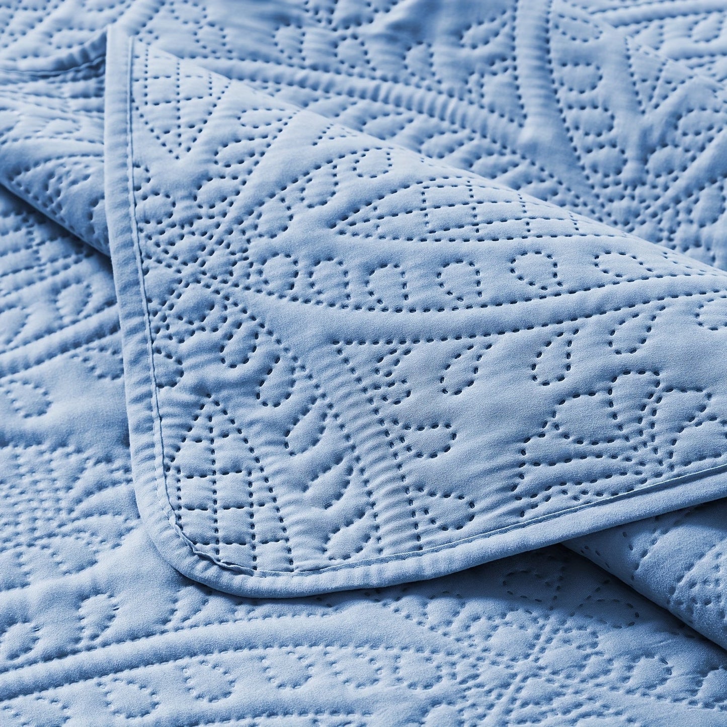 Cooling Summer Quilt Set 2-3 Piece Lightweight Breathable Microfiber Bedspread – Modern Coin Pattern Coverlet Twin Queen King, All Season, Multiple Colors, Holiday Gift for Family