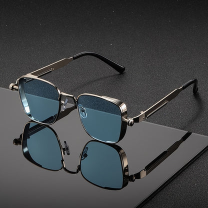 Retro Steampunk Square Sunglasses for Men & Women – Vintage Metal Frame Gradient Green Lenses UV400 Protection, Party Streetwear Festival Eyewear with Case & Cloth, Unique Gift Idea