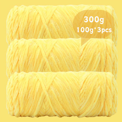 Velvet Chenille Yarn 3-Pack 300g (100g x3) Soft Bulky Knitting Crochet Yarn 47 Colors Beginner Friendly Luxury Handcraft for Sweaters Scarves Hats Dolls Bags Amigurumi DIY Projects