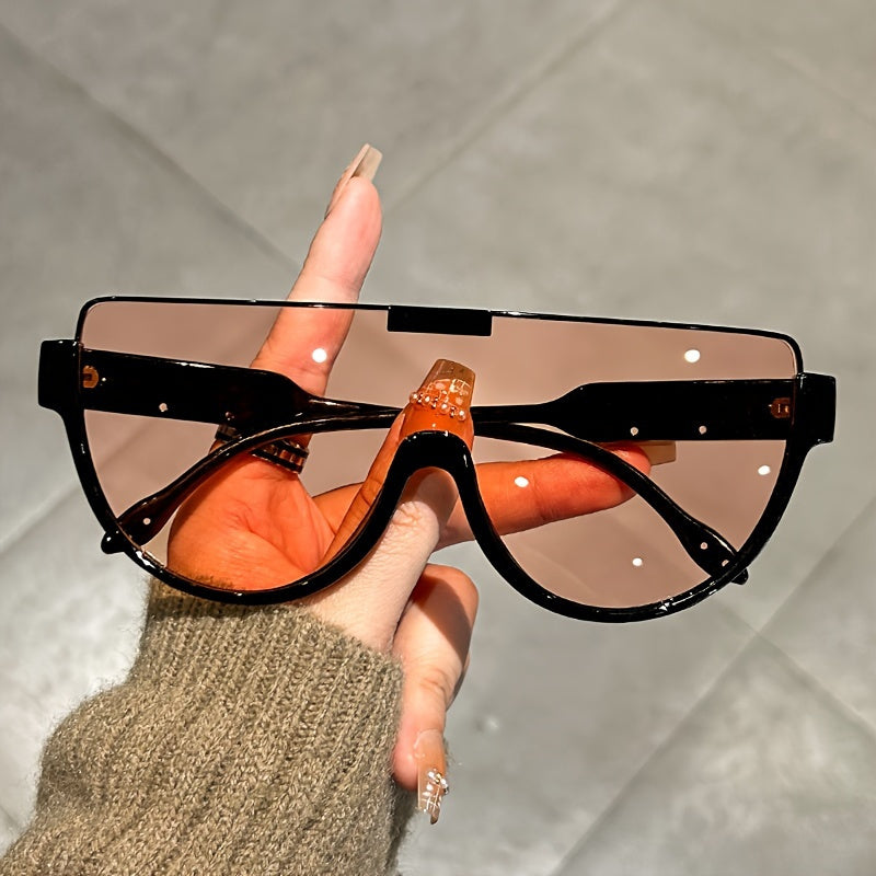 Oversized Semi-Circular Sunglasses Unisex – Anti-Glare UV Protection Large Oval Frame, Lightweight & Durable for Hiking, Beach & Outdoor, Trendy Eyewear for Men and Women