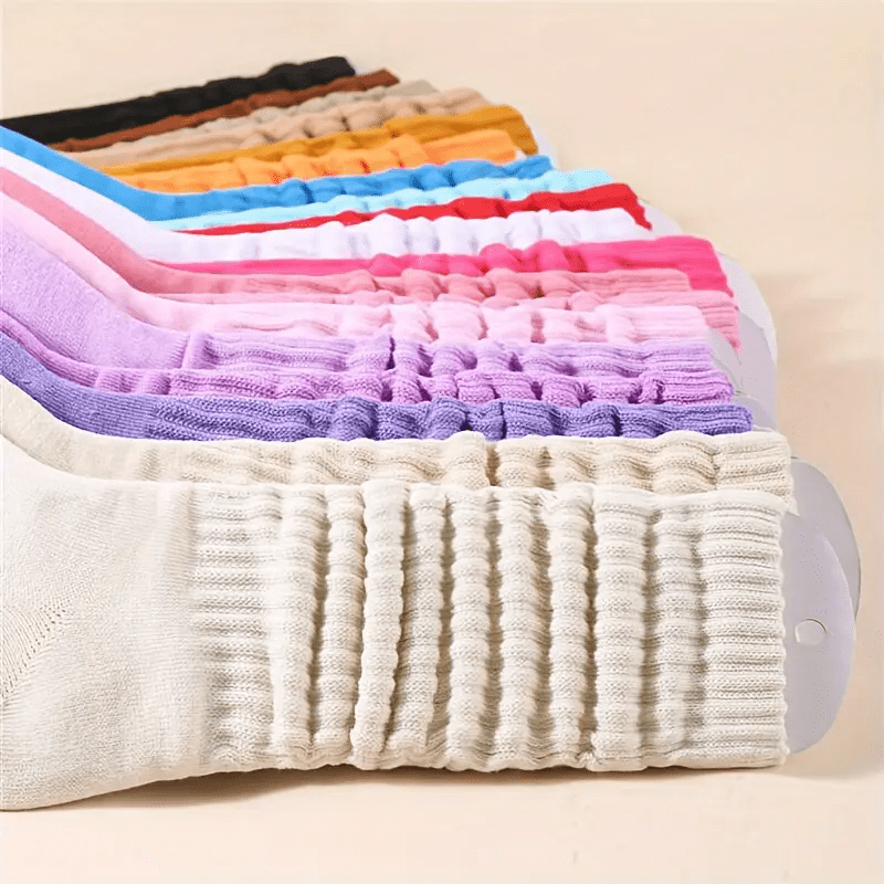 Women's Crew Socks 14 Pairs – Soft Thick Loose Socks Mixed Solid Colors, All-Season Comfortable Sports Leisure Socks, Machine Washable, Christmas Halloween Gift Set
