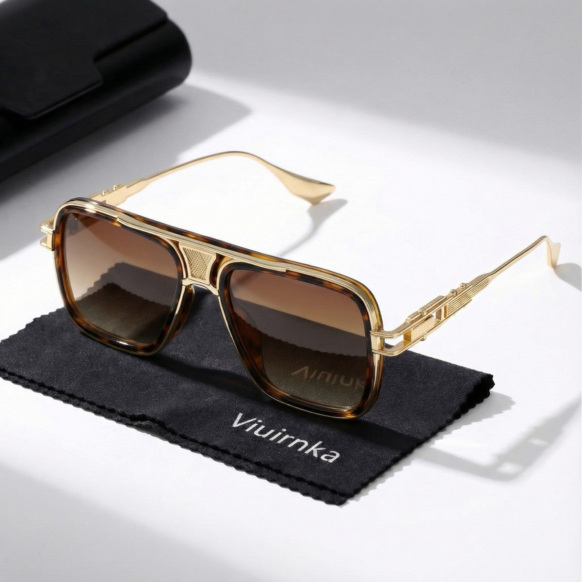 Classic Square Sunglasses for Men & Women – Retro Unisex UV Protection Metallic Frame Lightweight Eyewear, Includes Case & Cleaning Cloth, Daily Wear & Outdoor Activities