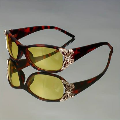 Butterfly Gradient Color Fashion Glasses for Women & Men – High-End Trendy Casual Eyewear, Multifunctional Stylish Sunglasses for Daily Wear & Outdoor Use