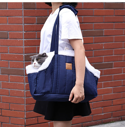 Winter Pet Carrier Handbag with Snap Closure – Cozy Warm Tote Bag for Small Dogs & Cats, Perfect for Outdoor Activities, Available in Brown, Black, Beige, Pink, Green & Blue