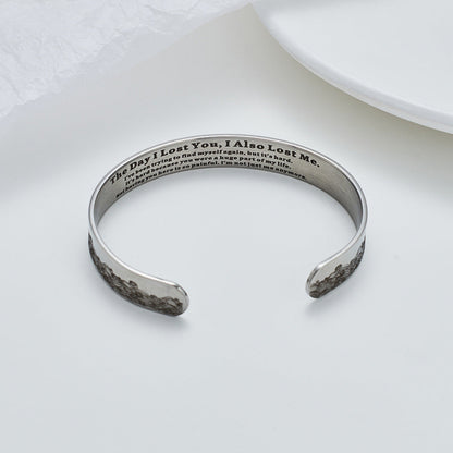 Pet Memorial Adjustable Open Cuff Bracelet for Animal Lovers – Vintage Style Commemorative Jewelry, C-Shaped Silver Bangle, Thoughtful Sympathy & Anniversary Gift for Pet Loss