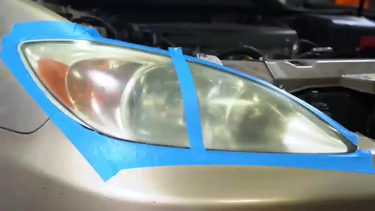 Headlight Restoration Kit – Removes Yellowing & Oxidation, Restores Clarity to Foggy Headlights, Long-Lasting UV Protection, Easy DIY Cleaner & Restorer for Cars, Trucks, SUVs & Motorcycles