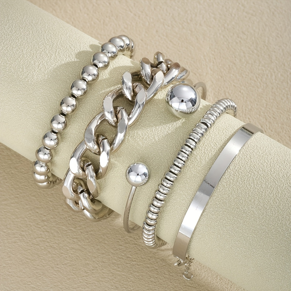 5-Piece Chunky Wide Chain Beaded Bracelet Set for Women – Stackable Layering Fashion Jewelry, Gold & Silver Tones, Perfect for Daily Wear, Dating, Vacation, Parties & Gifts for Girlfriend