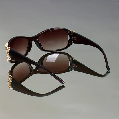 Butterfly Gradient Color Fashion Glasses for Women & Men – High-End Trendy Casual Eyewear, Multifunctional Stylish Sunglasses for Daily Wear & Outdoor Use