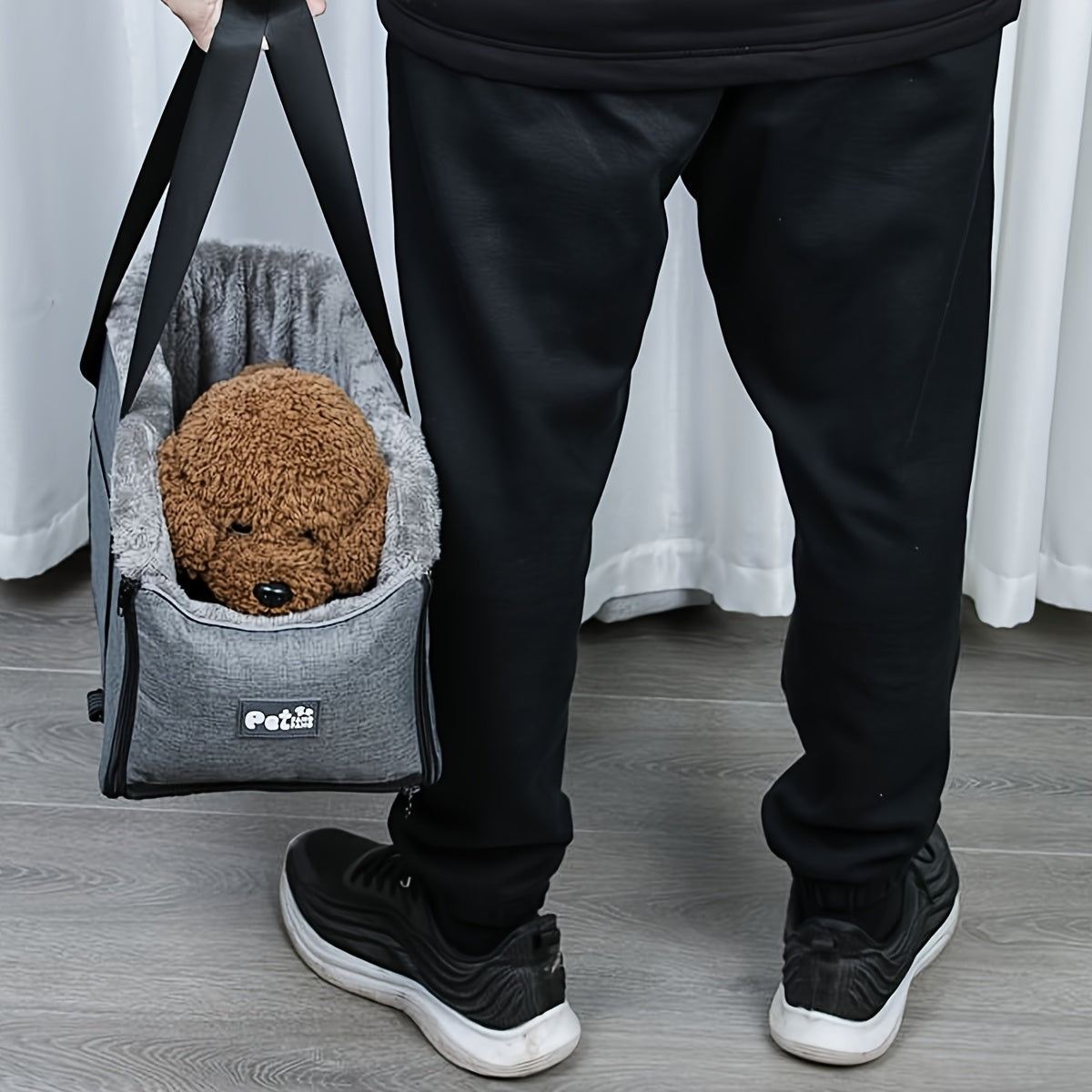 Dog Car Seat Booster for Small & Medium Pets – Portable Pet Travel Bag with Secure Buckle Closure, Elevated View, Polyester Construction for Dogs & Cats in Car