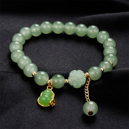Bead Bracelet Set 7 Pieces for Women & Men – Butterfly & Lily Pendant Imitation Jade Retro Chinese Style Stackable Bracelets, Elegant Boho Wrist Jewelry Gift for Birthday Anniversary Valentine's Day