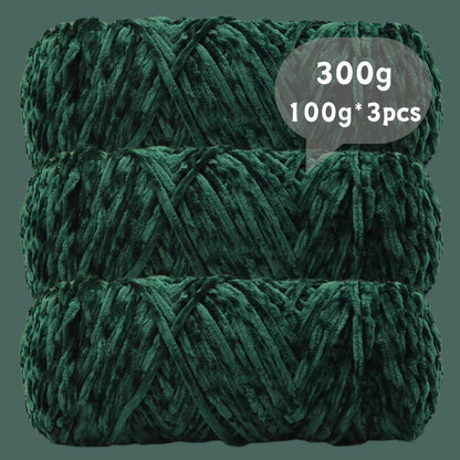 Velvet Chenille Yarn 3-Pack 300g (100g x3) Soft Bulky Knitting Crochet Yarn 47 Colors Beginner Friendly Luxury Handcraft for Sweaters Scarves Hats Dolls Bags Amigurumi DIY Projects