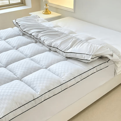 Quilted Pillow Top Mattress Topper Cooling Mattress Pad Cover Fitted Deep Pocket 8 to 21 Inch Stretches for Twin Full Queen King California King in White Gray Black Navy