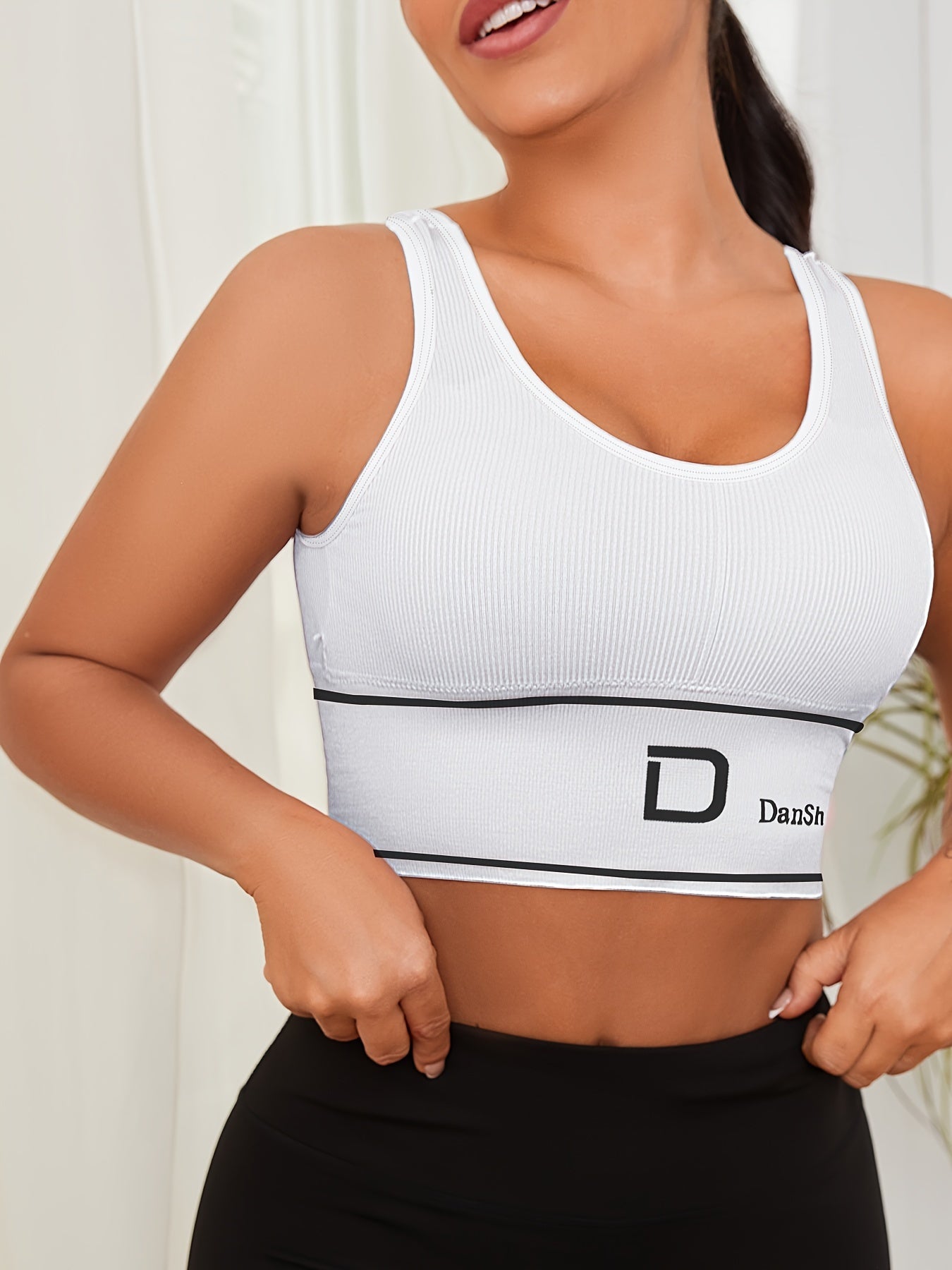 5pcs Wireless Sports Bra Set – Full Coverage High Elasticity Nylon Bra for Yoga Running Gym, Breathable Machine Washable, Mixed Colors, DANSHEER Print, Women's Activewear Bra Pack