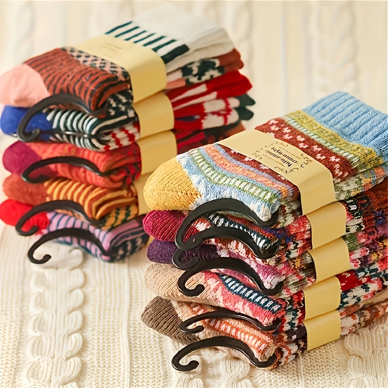 5 Pairs Women's Thickened Winter Socks, 200g/m² Warm Soft Polyester Knit Socks with Bright Plaid Pattern for Hiking Skiing Cold Weather – Fall Winter Holiday Gift Socks