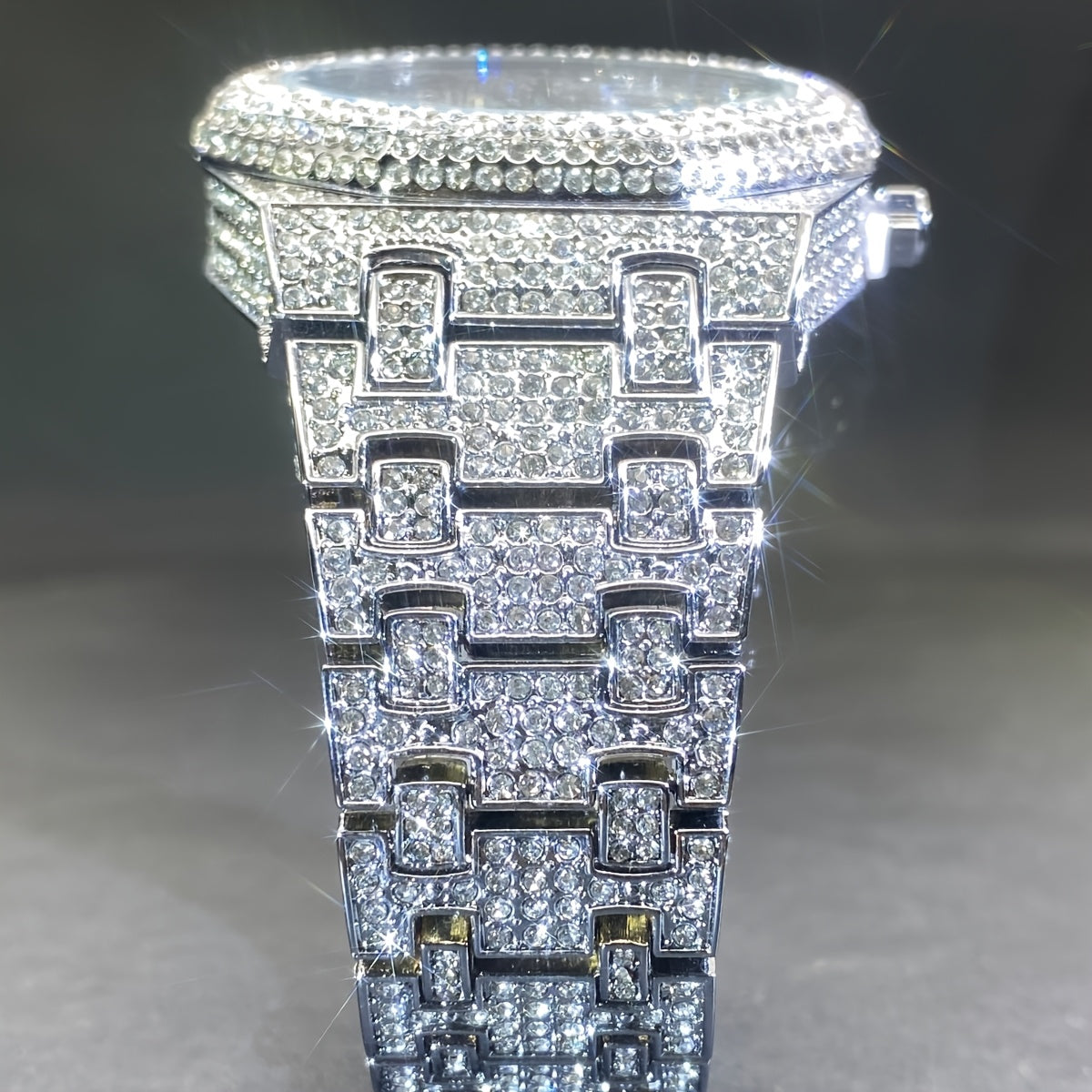 MISS FOX Glam Quartz Watch – Hip Hop Cuban Link, Rhinestone Accents, Luminous Calendar, Alloy Band, Unisex Luxury Fashion Watch for Men & Women, Silver & Gold