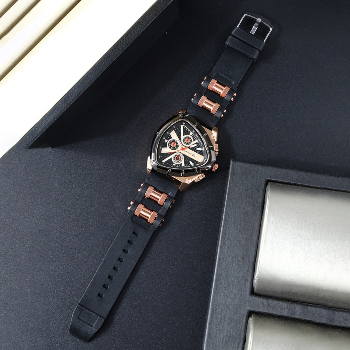 3pcs Men's Quartz Watch Set – Silicone Strap Date Display Triangular Dial, Fashion Sport Casual Wrist Watches for Men, Ideal Birthday Anniversary Gift Set