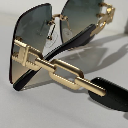 Oversized Square Sunglasses for Women – UV400 Gradient Lenses, Gold-Tone Metal Chain Temples, 4 Colors, Includes Portable Case & Cleaning Cloth