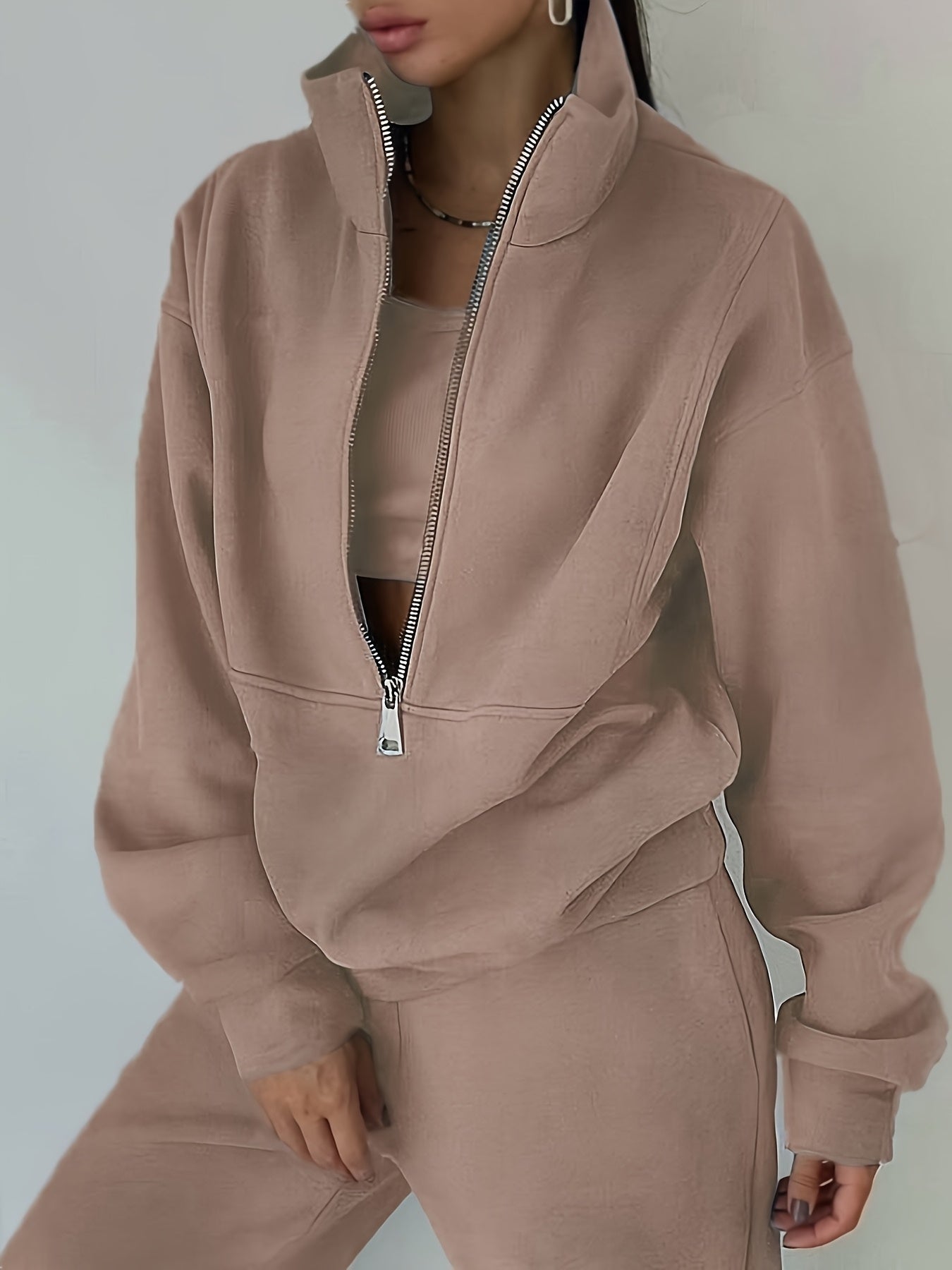 Women's Fleece Two-Piece Set – Sporty Street Casual Sweatshirt & Pants Outfit, Soft Cozy Matching Loungewear Set, 10 Colors, Sizes S-XXL, Everyday Athleisure Fashion