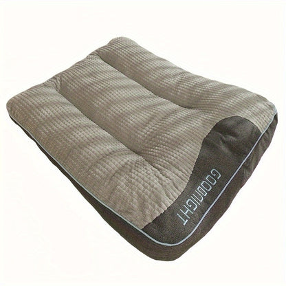 Luxury Plaid Pet Futon Sofa Bed for Medium & Large Dogs and Cats – All-Season Soft Polyester Fill, Non-Slip Bottom, Perfect for Golden Retrievers, Includes Bonus Toy Balls, Cozy Dog Couch Bed
