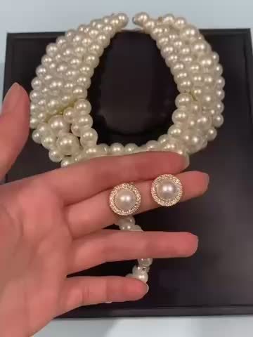 French Style Pearl Multi-Layer Necklace and Round Geometric Earrings Jewelry Set Gold Tone Elegant Women Banquet Wedding Gift