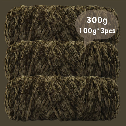 Velvet Chenille Yarn 3-Pack 300g (100g x3) Soft Bulky Knitting Crochet Yarn 47 Colors Beginner Friendly Luxury Handcraft for Sweaters Scarves Hats Dolls Bags Amigurumi DIY Projects